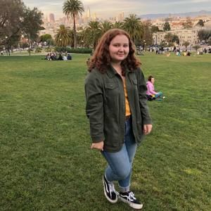 Meet your Posher, Julia